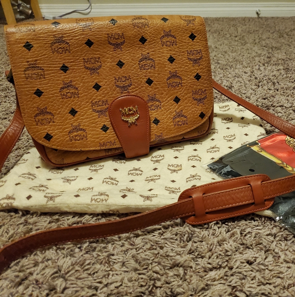 Sling bag